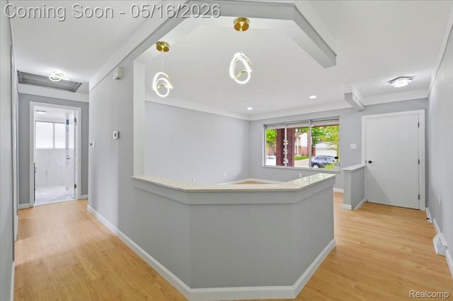 33538 Somerset Drive, Sterling Heights, MI 48312