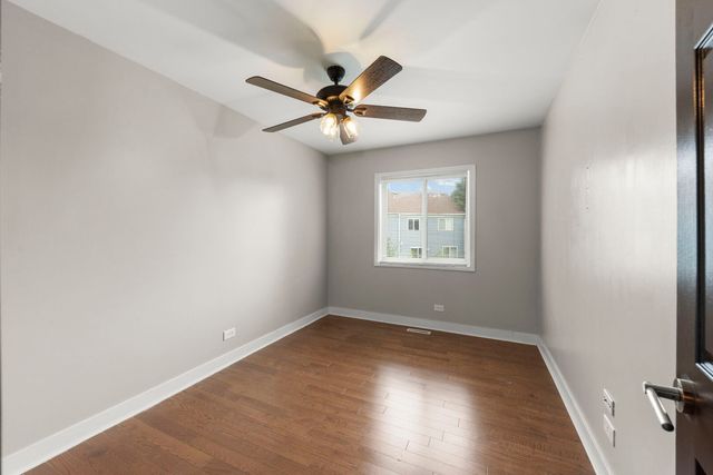 2661 Prairieview Lane, Aurora, IL 60502