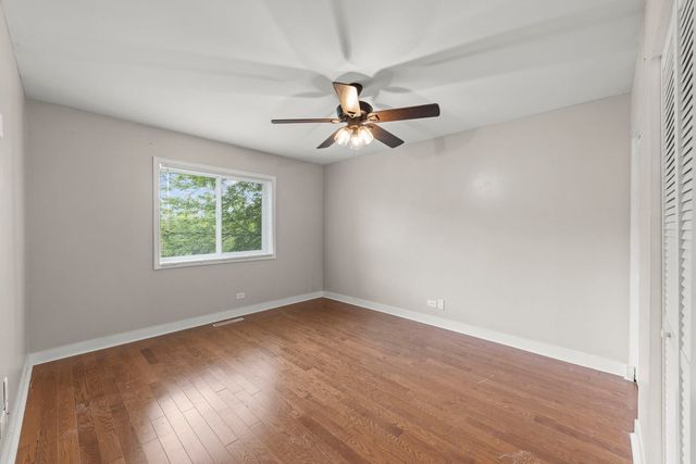 2661 Prairieview Lane, Aurora, IL 60502