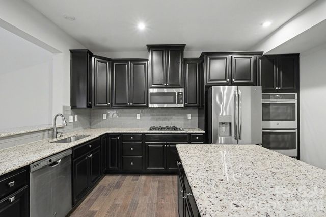 10474 Black Locust Lane, Charlotte, NC 28215