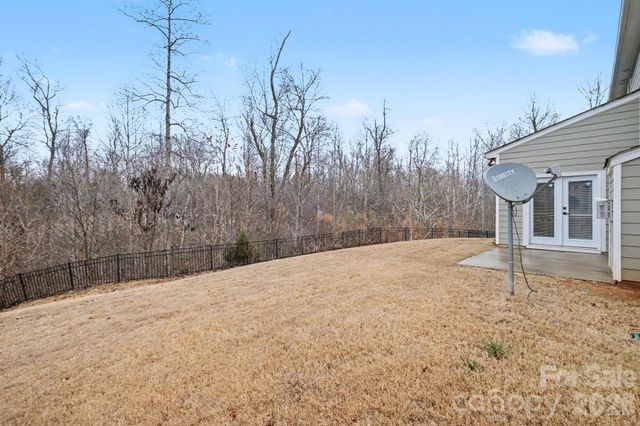 10474 Black Locust Lane, Charlotte, NC 28215