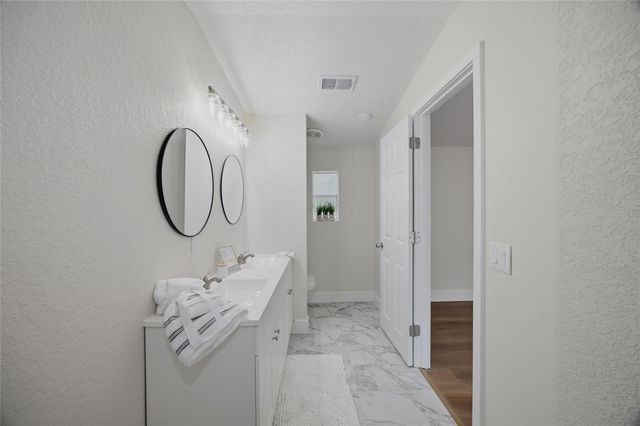 11602 LEWIS AVENUE, Thonotosassa, FL 33592