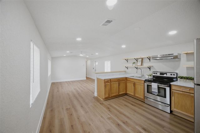 11602 LEWIS AVENUE, Thonotosassa, FL 33592
