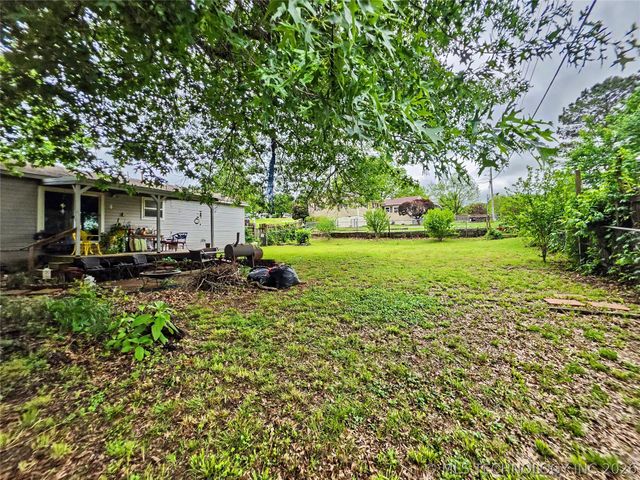 2112 White Avenue, Tahlequah, OK 74464