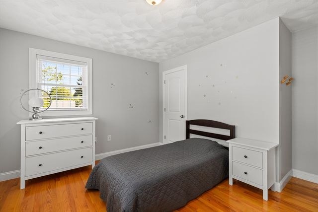 69 Middlesex Ave, Wilmington, MA 01887