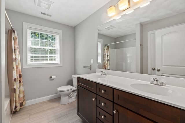 69 Middlesex Ave, Wilmington, MA 01887