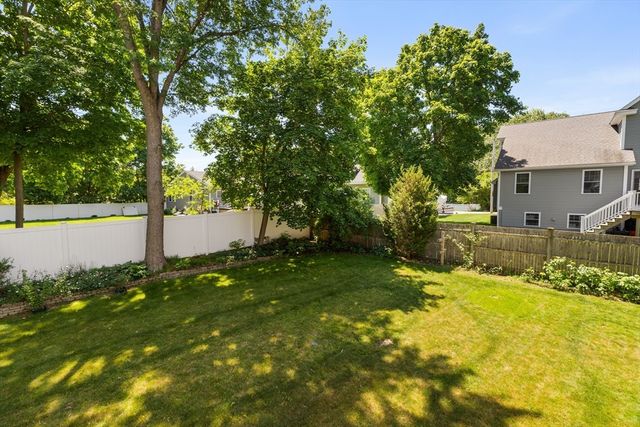 69 Middlesex Ave, Wilmington, MA 01887