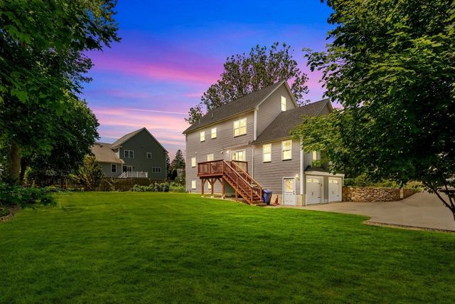 69 Middlesex Ave, Wilmington, MA 01887