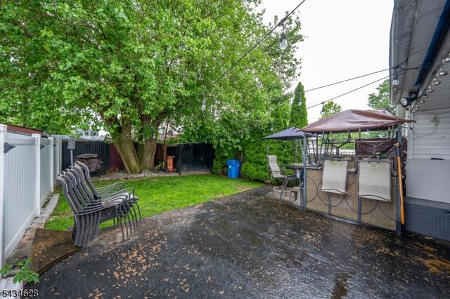 358 Stanford St, Perth Amboy City, NJ 08861
