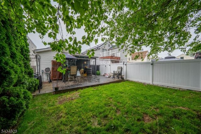 358 Stanford St, Perth Amboy City, NJ 08861