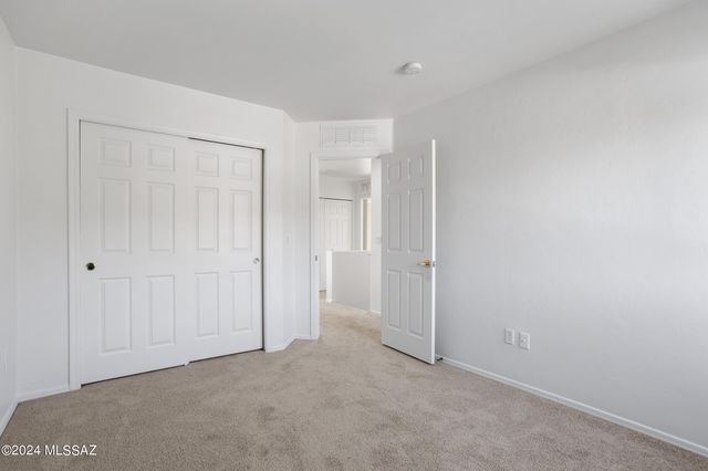7185 S Camino Secreto, Tucson, AZ 85746