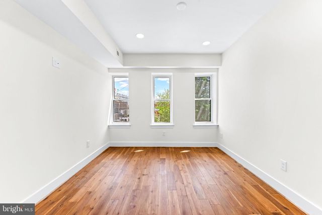 1500 BOYLE ST, Baltimore, MD 21230