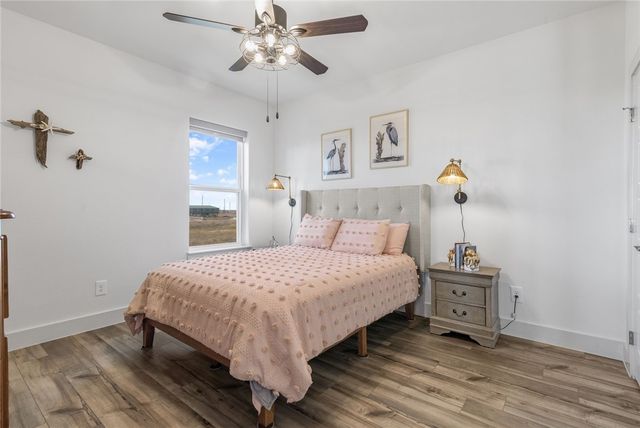 117 Beach View Dr, Port Aransas, TX 78373