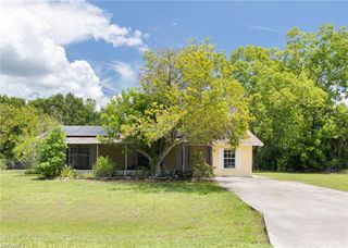 12338 2nd ST, Fort Myers, FL 33905