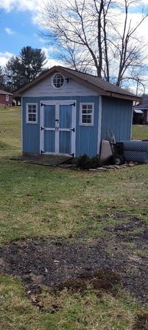 586 STERLING DR., Buffalo Twp, PA 16055