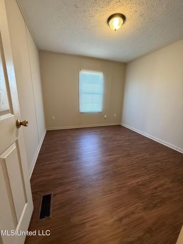 513 Ridgecrest Drive, Pearl, MS 39208