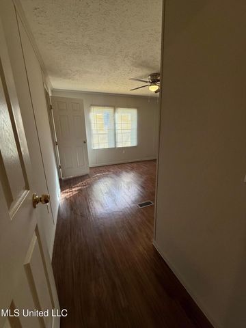 513 Ridgecrest Drive, Pearl, MS 39208