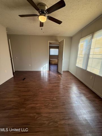513 Ridgecrest Drive, Pearl, MS 39208