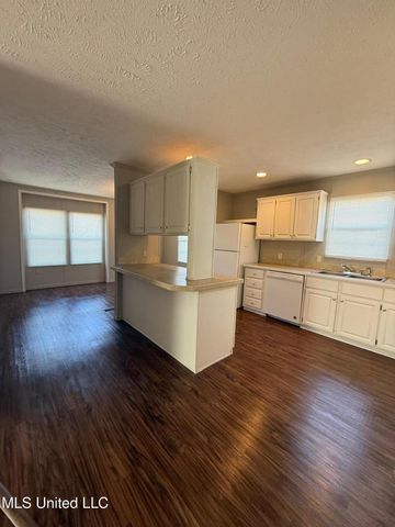 513 Ridgecrest Drive, Pearl, MS 39208