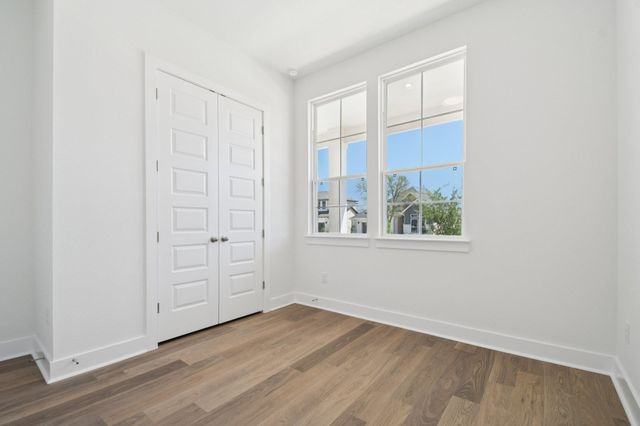 155 Comfort DR, Buda, TX 78610