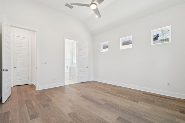 155 Comfort DR, Buda, TX 78610