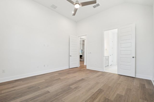155 Comfort DR, Buda, TX 78610
