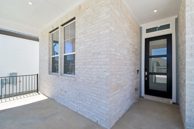 155 Comfort DR, Buda, TX 78610