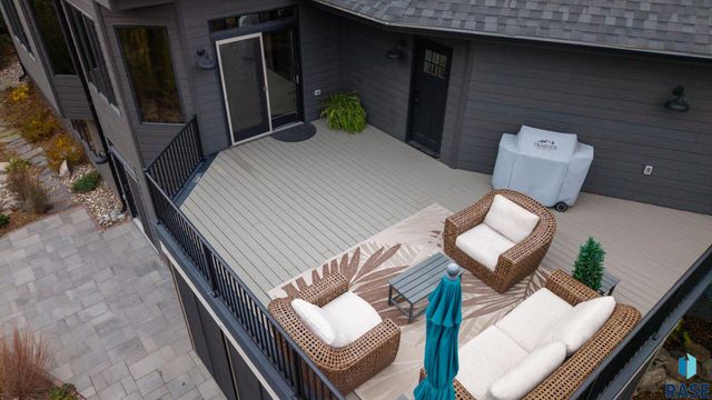 6004 S Prairie View Cir Circle, Sioux Falls, SD 57108