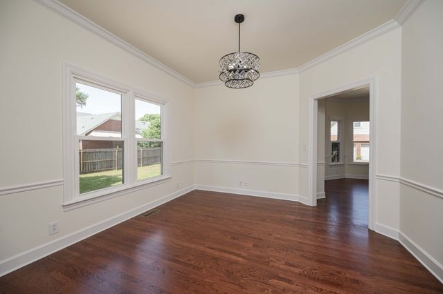 2815 Bowers Ln, Murfreesboro, TN 37129