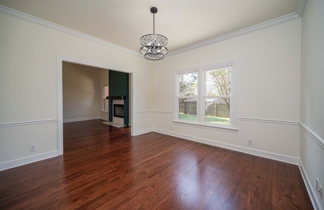 2815 Bowers Ln, Murfreesboro, TN 37129