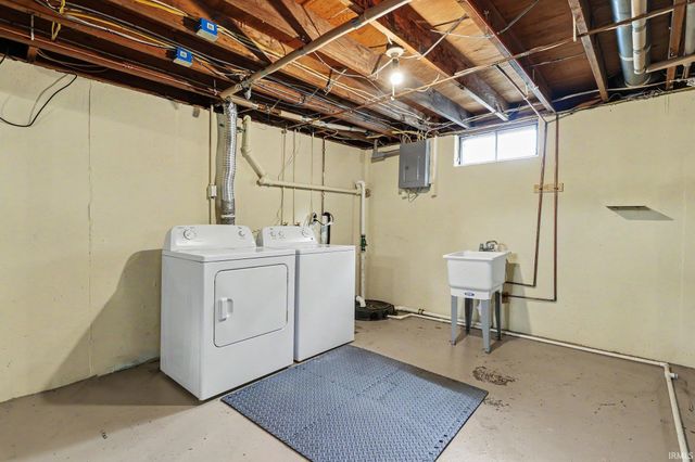 15525 Darden Road, Granger, IN 46530