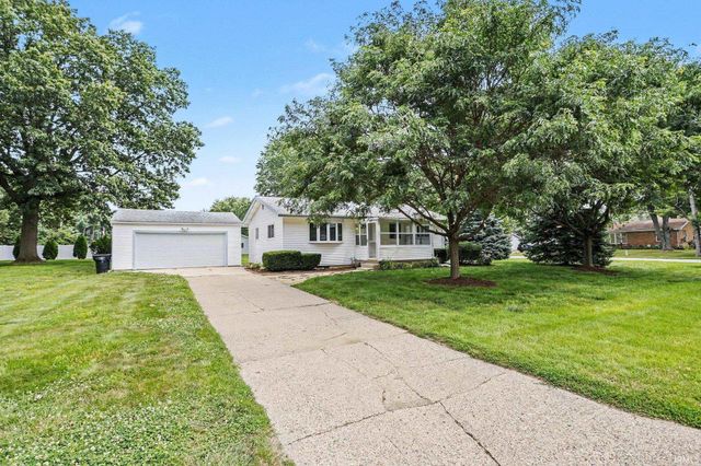 15525 Darden Road, Granger, IN 46530