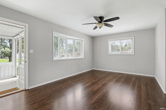 15525 Darden Road, Granger, IN 46530