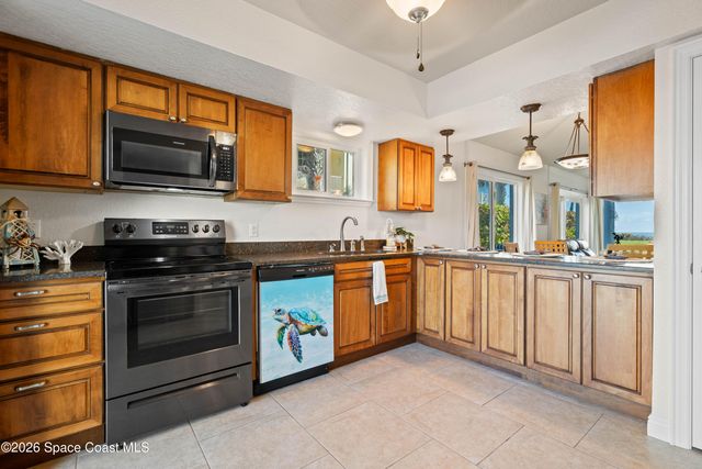 1321 S Miramar Avenue 4, Indialantic, FL 32903