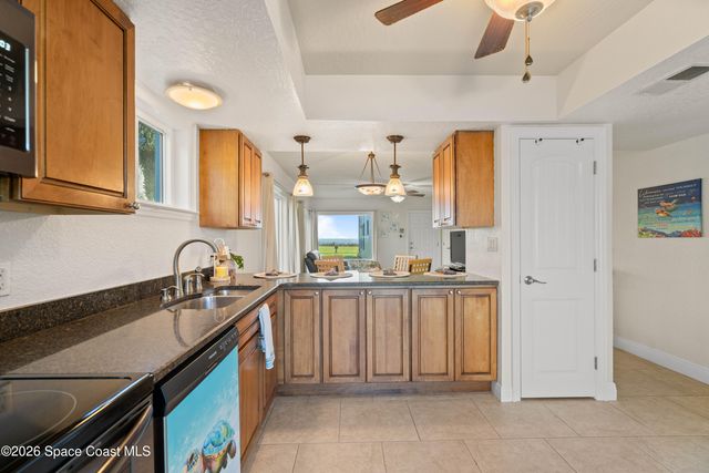 1321 S Miramar Avenue 4, Indialantic, FL 32903