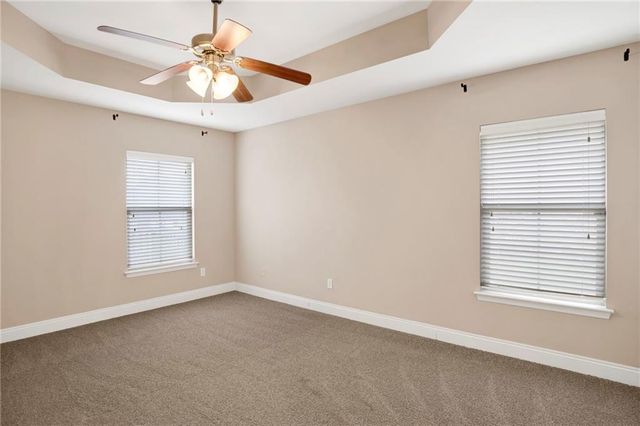 2273 Farrington W Loop, Semmes, AL 36575