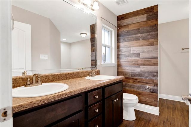 2273 Farrington W Loop, Semmes, AL 36575