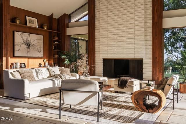 1279 Chateau Road, Pasadena, CA 91105