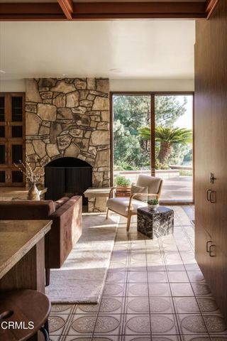 1279 Chateau Road, Pasadena, CA 91105