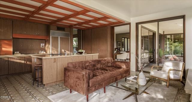 1279 Chateau Road, Pasadena, CA 91105