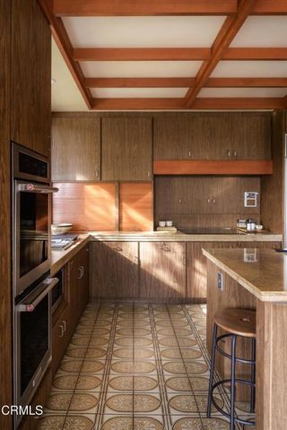 1279 Chateau Road, Pasadena, CA 91105