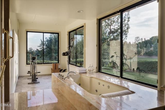 1279 Chateau Road, Pasadena, CA 91105