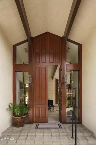 1279 Chateau Road, Pasadena, CA 91105