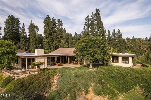 1279 Chateau Road, Pasadena, CA 91105