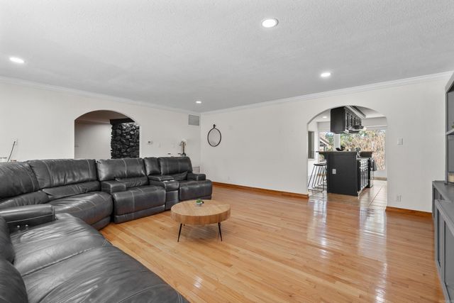 201 Aberina Street, Hot Springs, AR 71913