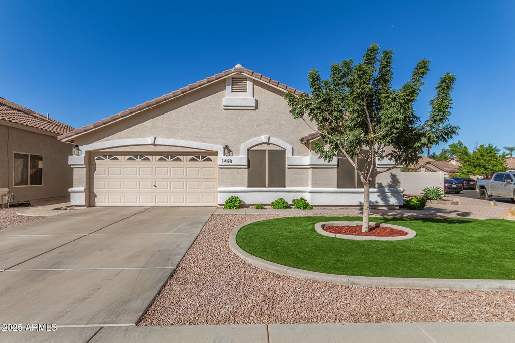 1498 N QUAIL Lane, Gilbert, AZ 85233