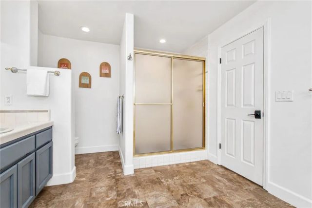 30718 Early Round, Canyon Lake, CA 92587