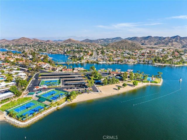 30718 Early Round, Canyon Lake, CA 92587