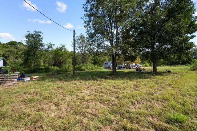451 Farm Pasture Road, Shepherd, TX 77371