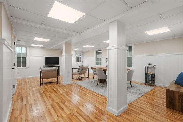 10 Steven Ln, Medfield, MA 02052
